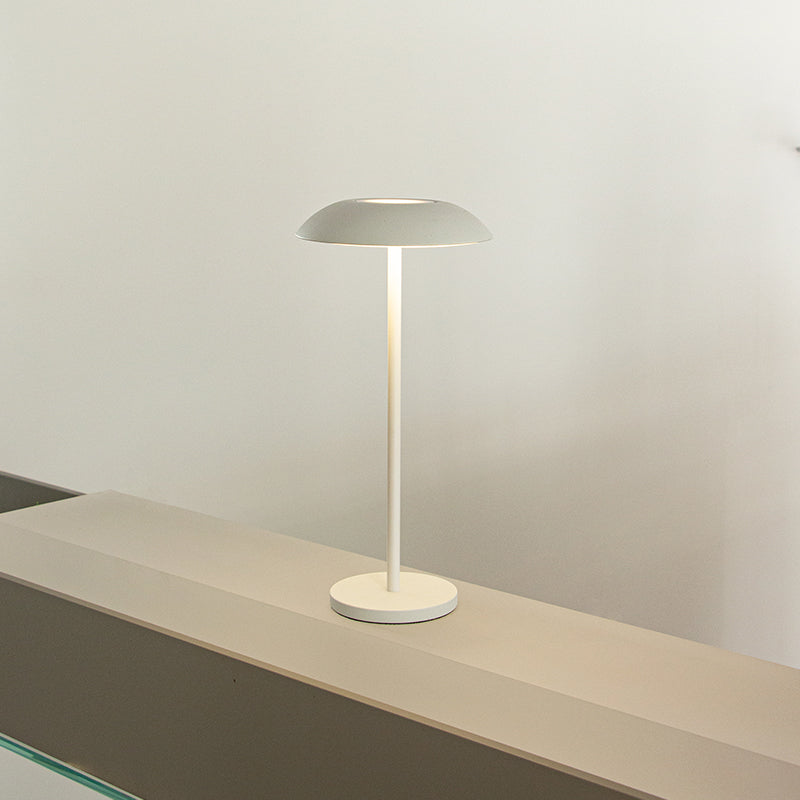 Chicago Style Table Lamp