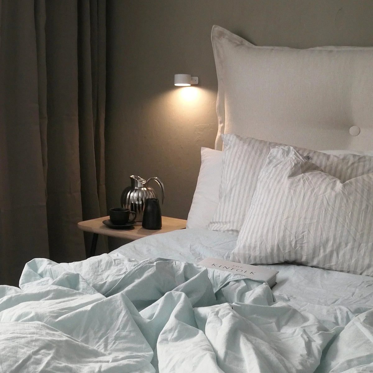 Amara Wireless Wall Lamp