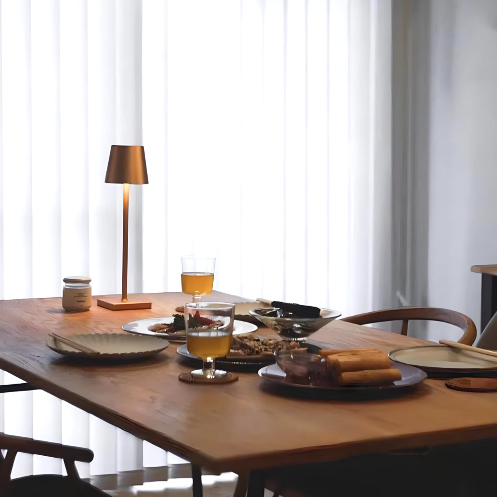 Fendry Table Lamp