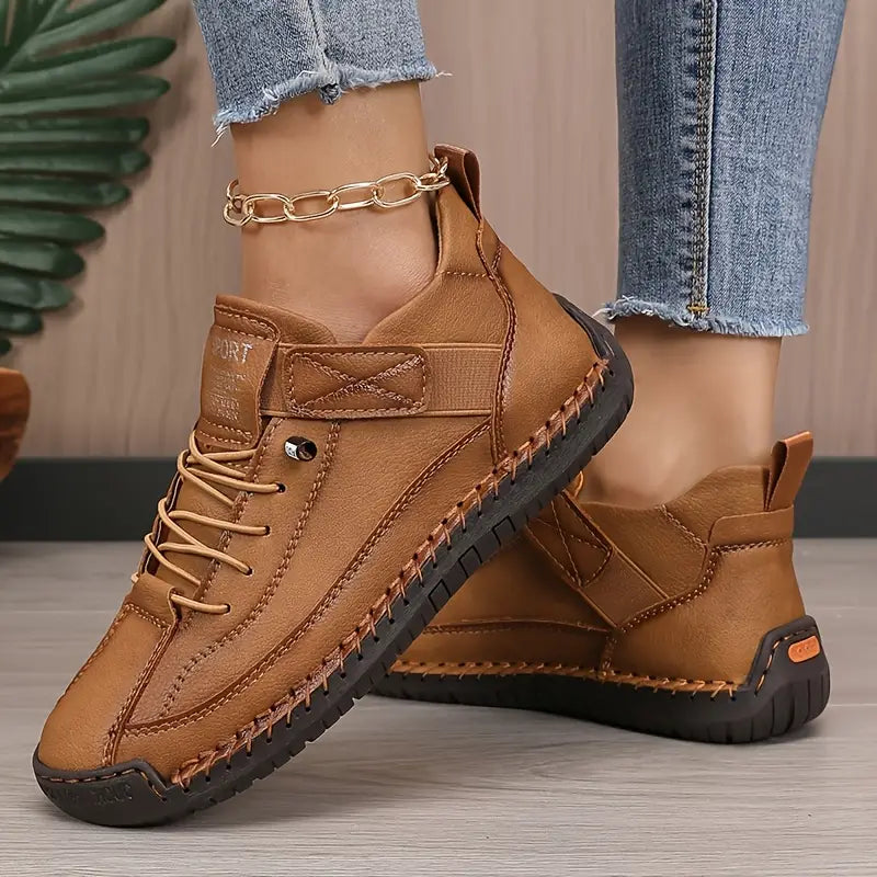 Mia – Comfortable Orthopaedic Trainers