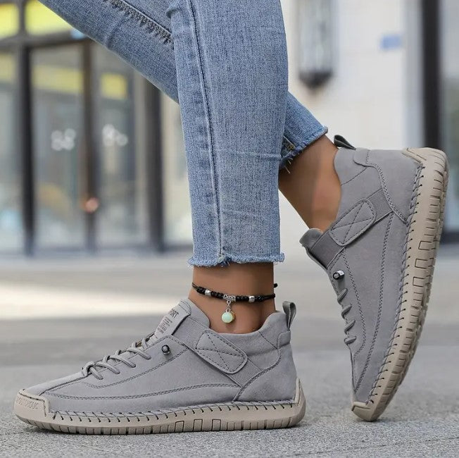 Mia – Comfortable Orthopaedic Trainers